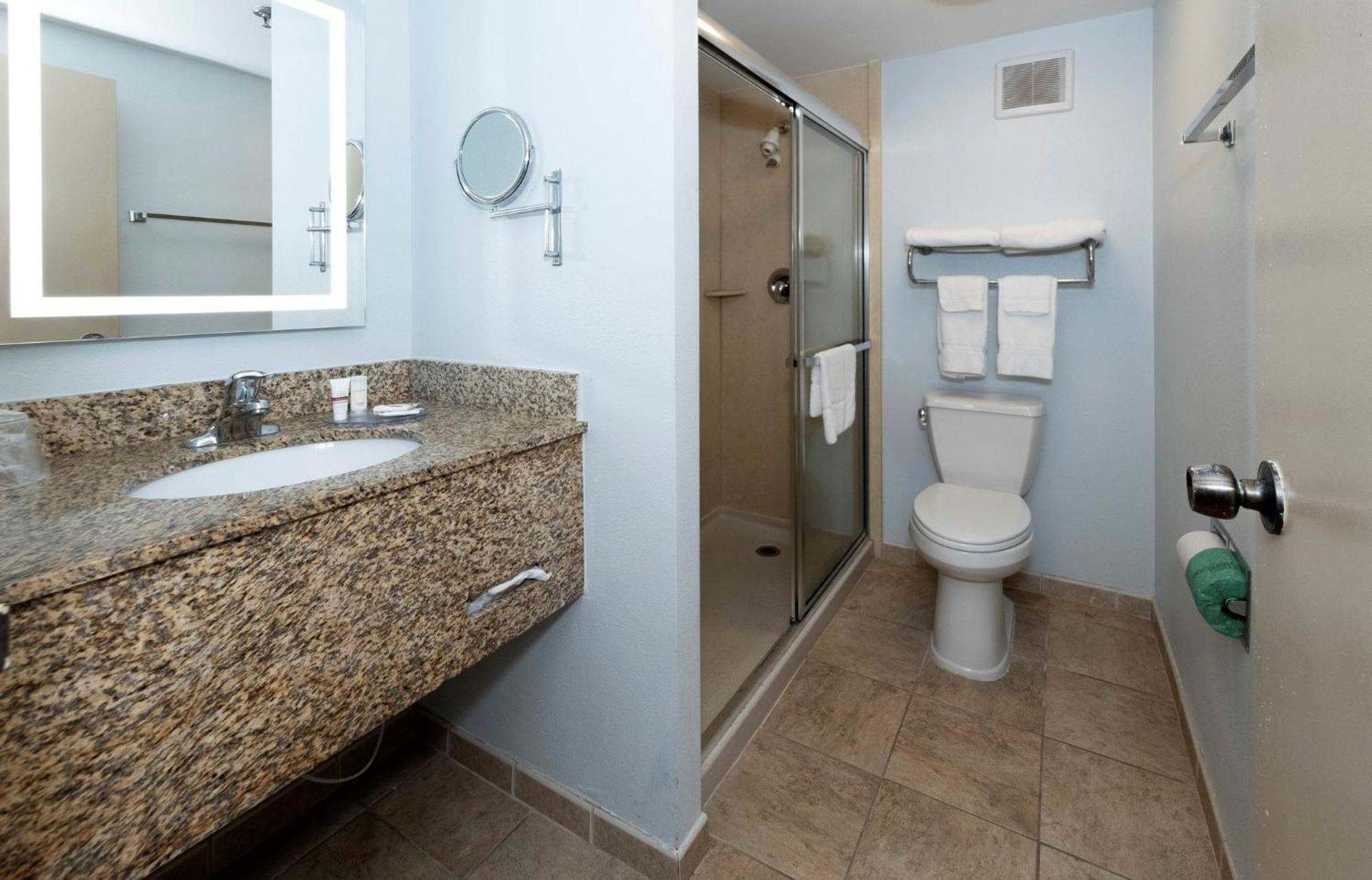 Red Roof Inn & Suites Wilmington - New Castle Ngoại thất bức ảnh